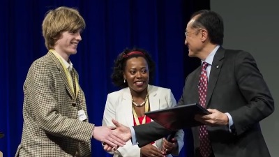 WBG Youth Summit 2013: Fostering Youth Entrepreneurship 